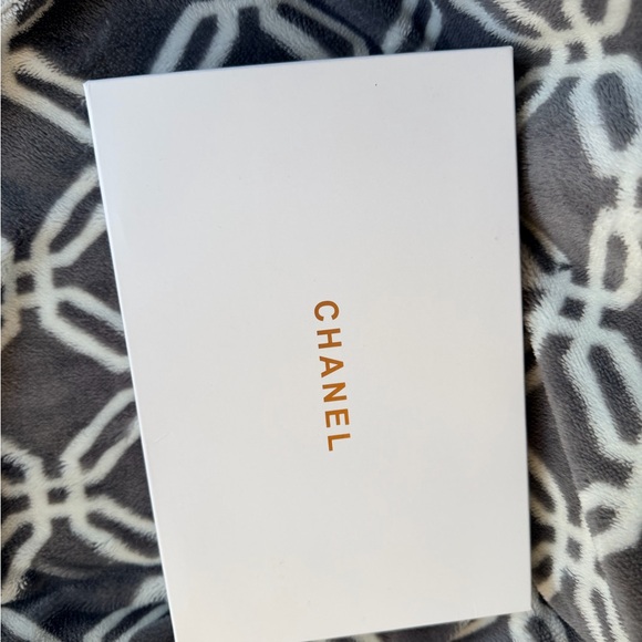 CHANEL Black Glitter Cosmetic Pouch with Gold Charm Chain and Pink Accents - Picture 2 of 6